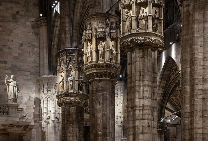 Stop 4 <br> Light and Vertigo, from the Cathedral to the Museum Stop 4 <br> Light and Vertigo, from the Cathedral to the Museum