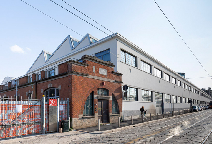 Industrial sites: regenerating the Waterfront Industrial sites: regenerating the Waterfront
