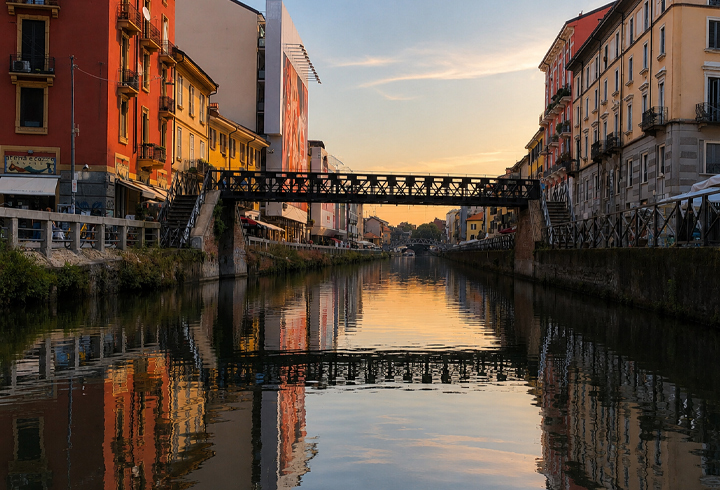 The iron bridges: witnesses to industrial craftsmanship The iron bridges: witnesses to industrial craftsmanship